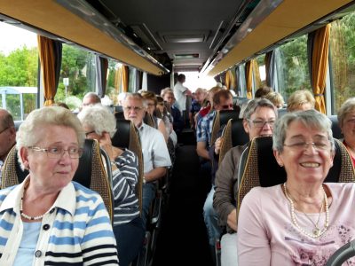 Fröhliche Stimmung bei der Anreise
