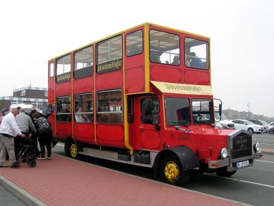 Inselrundfahrt mit dem nostalgischen Bus "Paula" auf Amrum