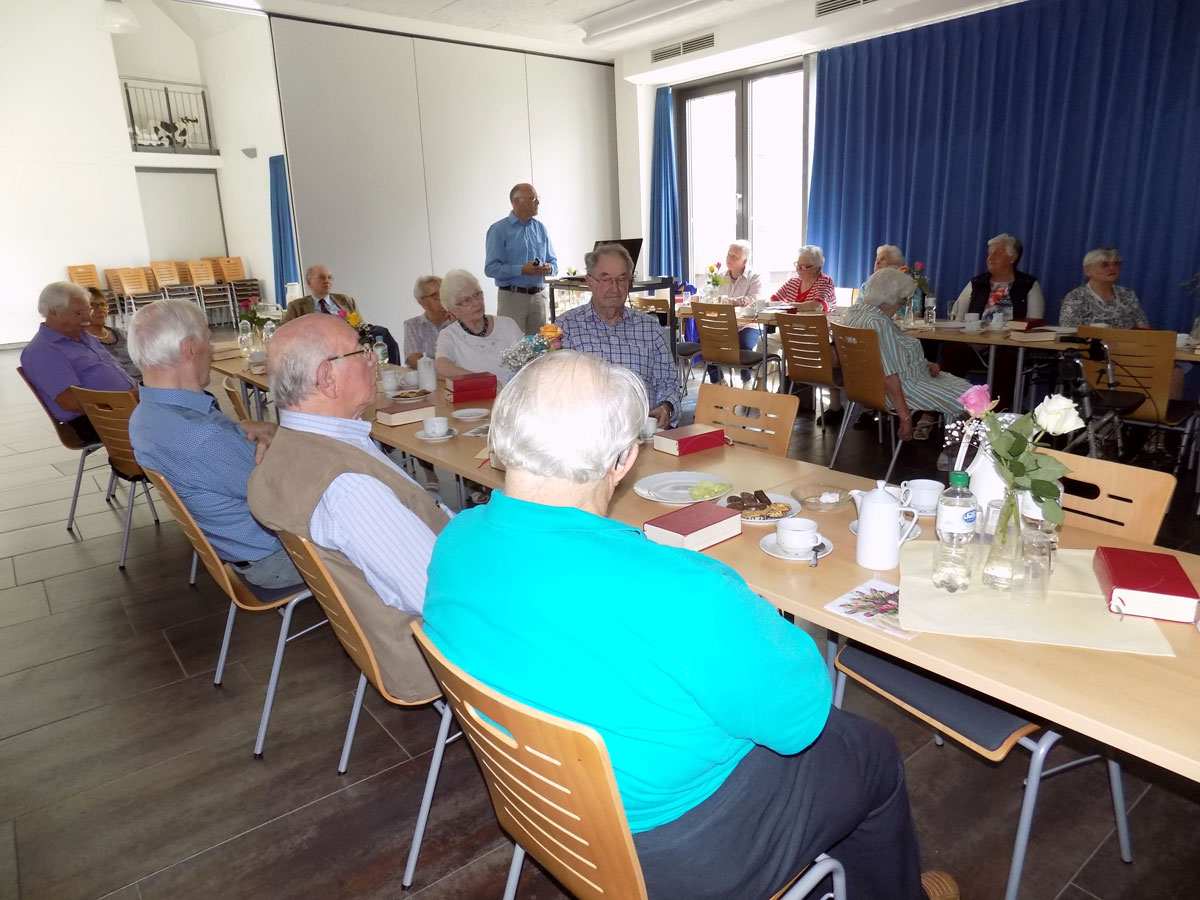Reiner Krauße trägt vor