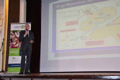 Prof. Greulich referiert zu medikamentöser Parkinsontherapie.