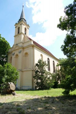 700-jährige denkmalgeschützte Feldsteinkirche in Ankershagen