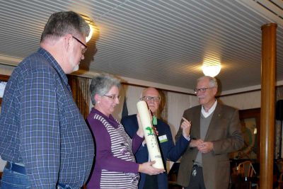 Die Kerze für die Kriegergedächtniskapelle ist wieder schön geworden.